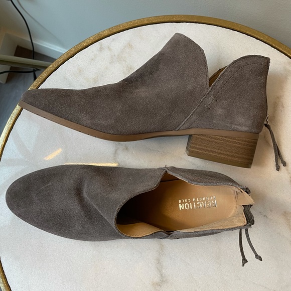 Kenneth Cole Reaction Shoes - Women's Gray Booties - Size 10